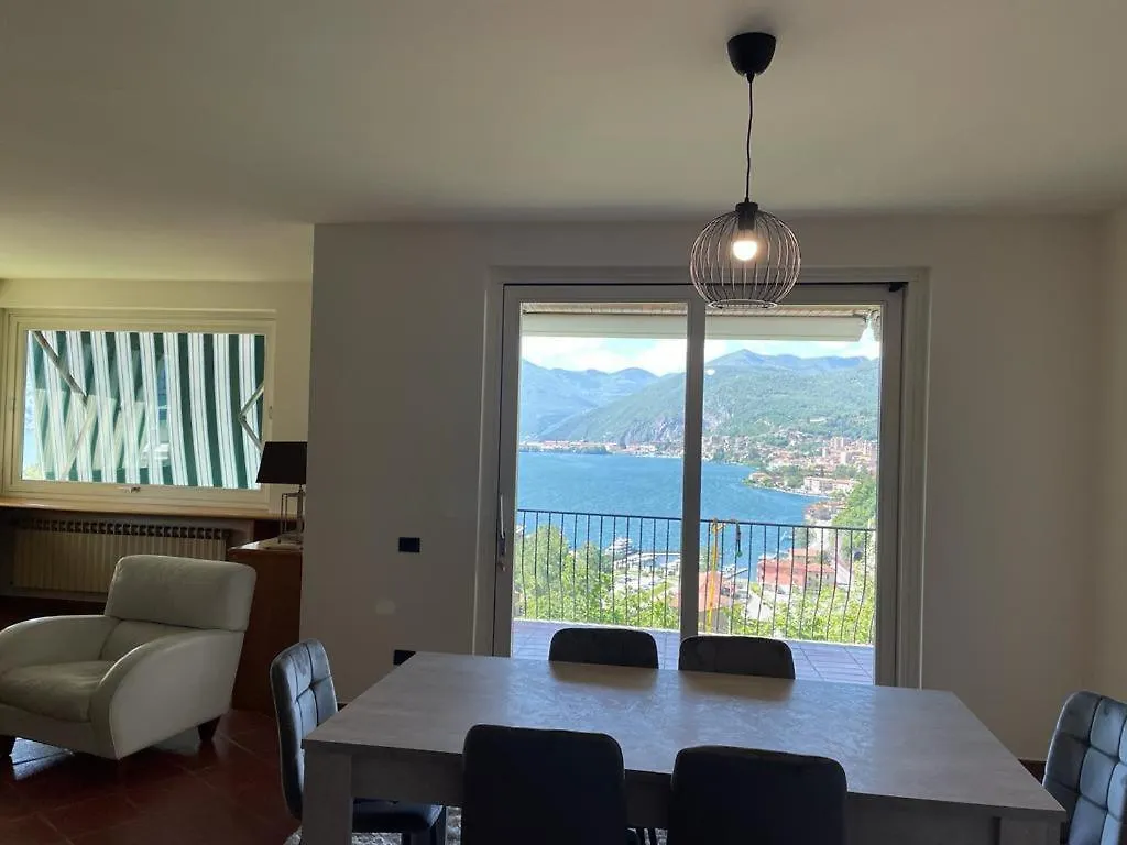 Villa Casa Caponetti Costa Volpino Ferienhaus