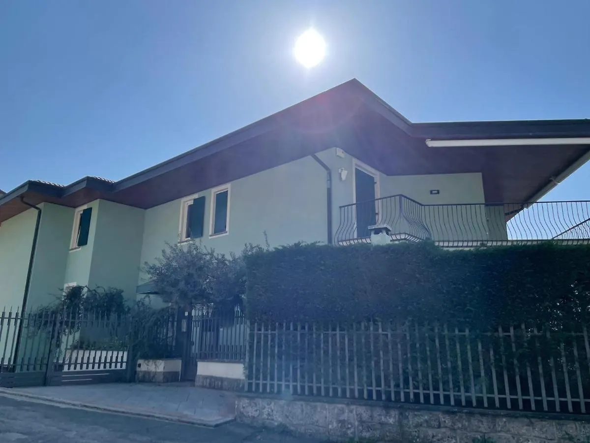 Villa Casa Caponetti Costa Volpino Italien